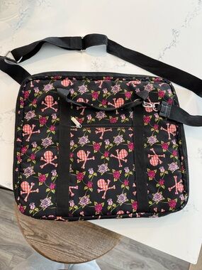 Black Floral & Pink Skull Crossbones laptop bag